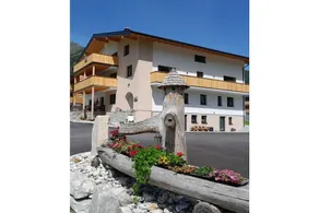 Fully equipped holiday home with garden, BBQ & terrace | Close to the ski | Dogs allowed - Image 2