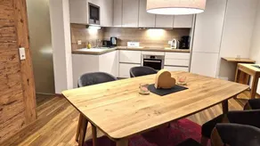 Apartment with sauna & garden - Image 2