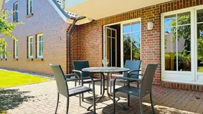 Appartement avec jardin et terrasse - Image 2