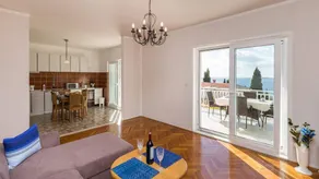 Holiday apartment with terrace | Sea view - Image 4