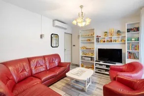 2-Star Gîte for Up to 6 Guests Near the Vézère - Image 3