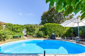 House with sauna, terrace & pool - Image 2