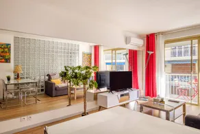 Apartment | City view | Perfect for remote work - Image 2