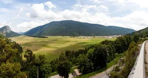 Holiday home with terrace & BBQ | Mountain view - Image 3