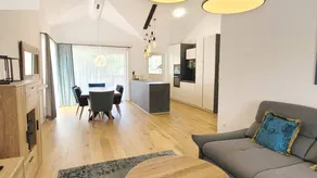 Apartment with sauna & hot tub | Mountain view - Image 2