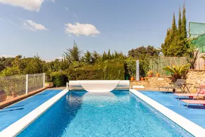 Holiday home with jacuzzi, terrace & BBQ | Mountain view - Image 2