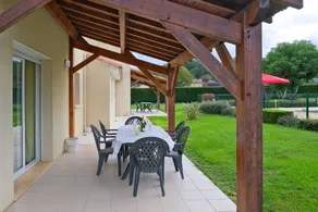 Le Perchoir – Air-Conditioned House with Shared Pool in Savignac-les-Églises - Image 2
