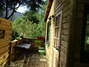 Gite with barbecue, terrace & garden - Image 2
