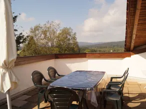 Holiday apartment with terrace, BBQ & garden - Image 2