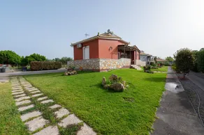 Appartement de vacances adapté aux familles avec piscine, barbecue et terrasse | Vue mer | À côté de la plage | Avec animaux autorisés - Image 2