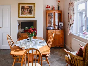 Charmant cottage adapté aux familles avec jardin | Avec animaux bienvenus - Image 3
