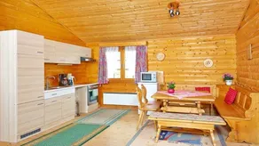 House with terrace - Image 3