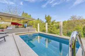 Beautiful house with barbeque, terrace & garden - Image 2