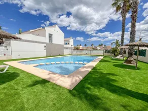 House with pool, terrace & BBQ - Image 2