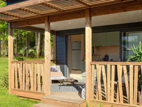 Chalet adapté aux familles avec barbecue, piscine chauffée et terrasse - Image 4