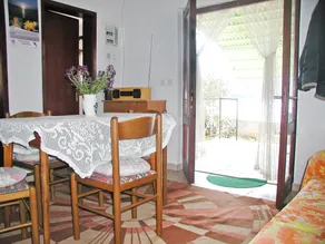 House with terrace, BBQ & garden | Sea view - Image 3