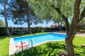 House with garden, private pool & terrace | Sea view | Good for workation - Image 3