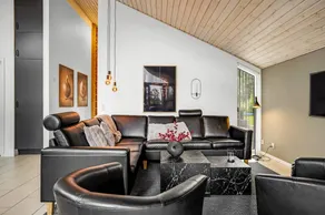 Fully equipped house with pool, hot tub & terrace | Pets are welcome - Image 2