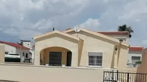 House with terrace & garden | Garden view - Image 3