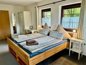 Ferienwohnung mit Pool, Sauna und Garten | Panoramablick - Image 2