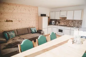 Tolles Apartment mit beheiztem Pool, Garten und Terrasse | Bergblick - Image 5