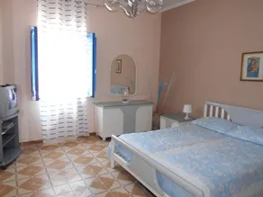Appartement avec terrasse et jardin | Vue jardin - Image 4