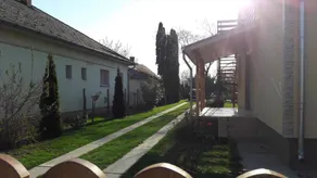 Holiday home with air conditioning and Internet - Image 3