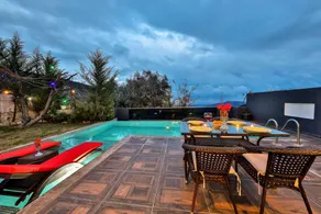 Fully equipped wonderful villa with private pool, BBQ & garden - Image 4