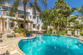 Villa "Gorgeous and Amazing Views" with Sea View, Private Pool & Wi-Fi - Image 2