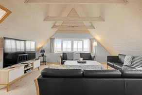 Family-oriented pleasant house with pool, hot tub & terrace | Next to the beach | Pets are welcome - Image 4