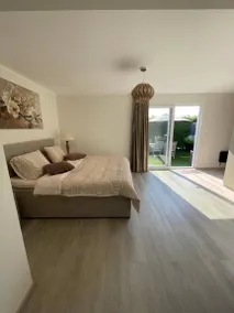 Apartment with terrace & garden | Garden view - Image 2