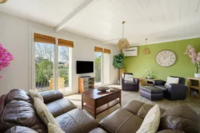 Ample holiday home with garden, terrace & pool | Mountain view - Image 4