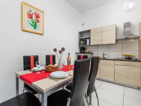 Flat with barbeque & pool | Close to the beach - Image 3