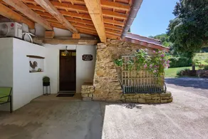 Children-friendly charming holiday home with BBQ, terrace & pool | Mountain view - Image 5