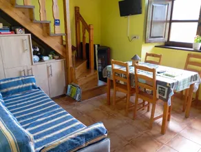 Holiday home with garden, barbeque & terrace | Mountain view - Image 5