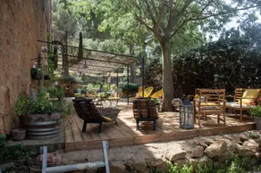 Bed and breakfast with terrace | Garden view - Image 5