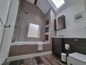 Family-friendly spacious holiday home with garden | Lake view | Pets are welcome - Image 4