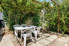 Charming holiday apartment with garden & terrace | City view | Close to the beach | Pets are welcome - Image 2