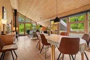 Holiday home with terrace, sauna & barbecue - Image 2