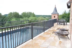 Gite with garden, BBQ & terrace - Image 4