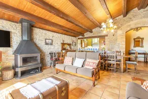 Cottage with fast internet, private pool & garden | Mountain view - Image 4
