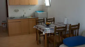 Holiday apartment with terrace & BBQ | Sea view - Image 5