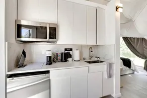 Pet-Friendly Luxury Dome with Modern Decor Inspired by the Surrounding Forests for Tranquility in Nature, in the Southern Catskills, New York - Image 3