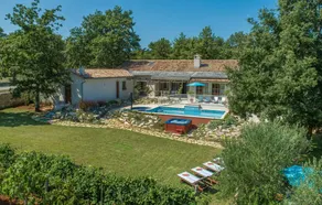 Villa mit Garten, Terrasse und Whirlpool | Ideal für Homeoffice - Image 3