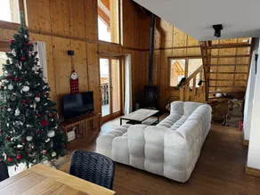 Chalet with garden & barbecue - Image 4