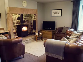 Cottage with garden - Image 3