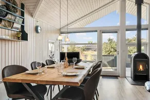 Holiday home with hot tub, terrace & sauna | Close to the beach | Pets are welcome - Image 3