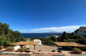 Family-oriented house with garden, barbeque & terrace | Water view | Good for workation - Image 2