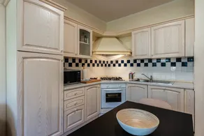 Holiday home with terrace & garden | Next to Lucca Cathedral | City view | Suitable for remote work - Image 5