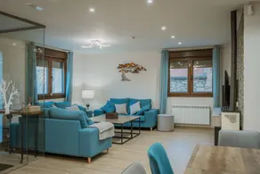 Holiday home with barbeque & terrace - Image 2